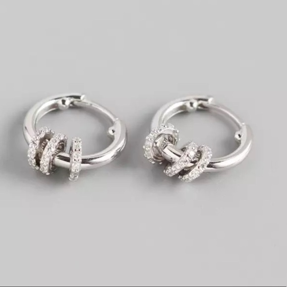 NEW 925 Sterling Silver Small Circle Rhinestone Earrings ‼️Restocked ‼️ - Picture 3 of 16